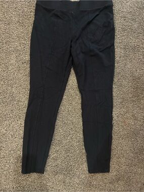 Time and Tru Black Ankle Cropped Ponte Pants